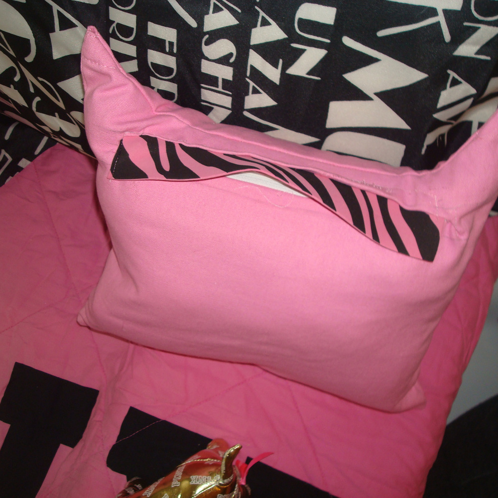 cat throw pillow - Picture 5 of 8